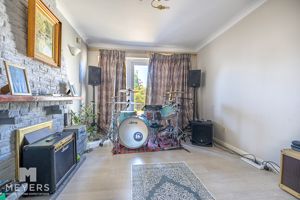 Photo 10- click for photo gallery